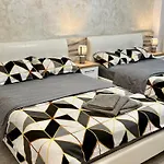 Seaview Deluxe Double - Beachfront *