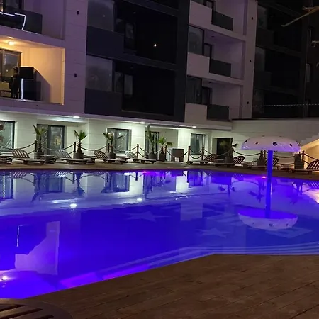 Seaview Deluxe Double - Beachfront *