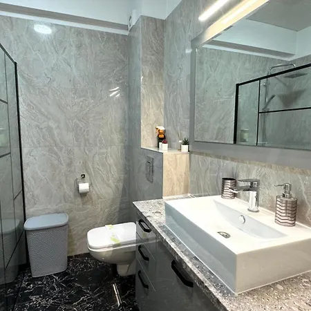 Seaview Deluxe Double - Beachfront *